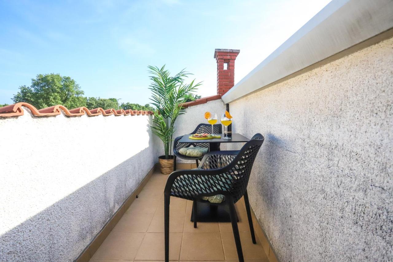 Apartments Residence Radovan 1 ポレッチ エクステリア 写真