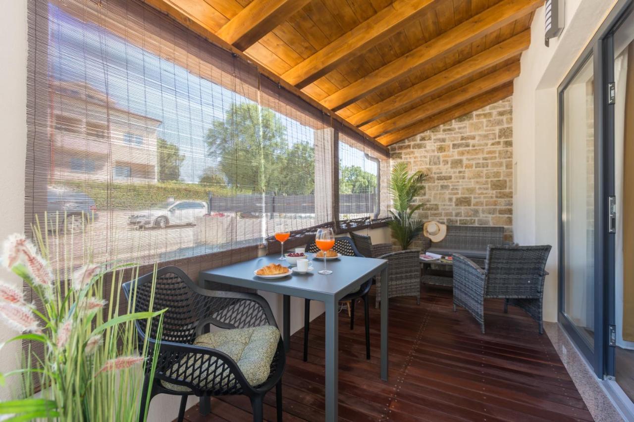 Apartments Residence Radovan 1 ポレッチ エクステリア 写真