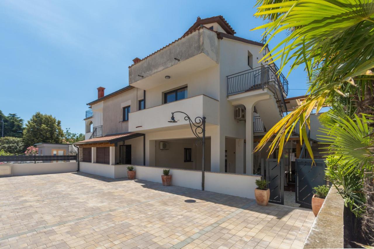 Apartments Residence Radovan 1 ポレッチ エクステリア 写真